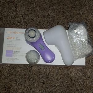 MIA2 Clarisonic Sonic skin cleansing system